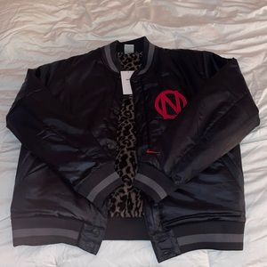 Nike Men’s Premium Basketball Jacket, Brand New, Black, Size:Large Loose Fit